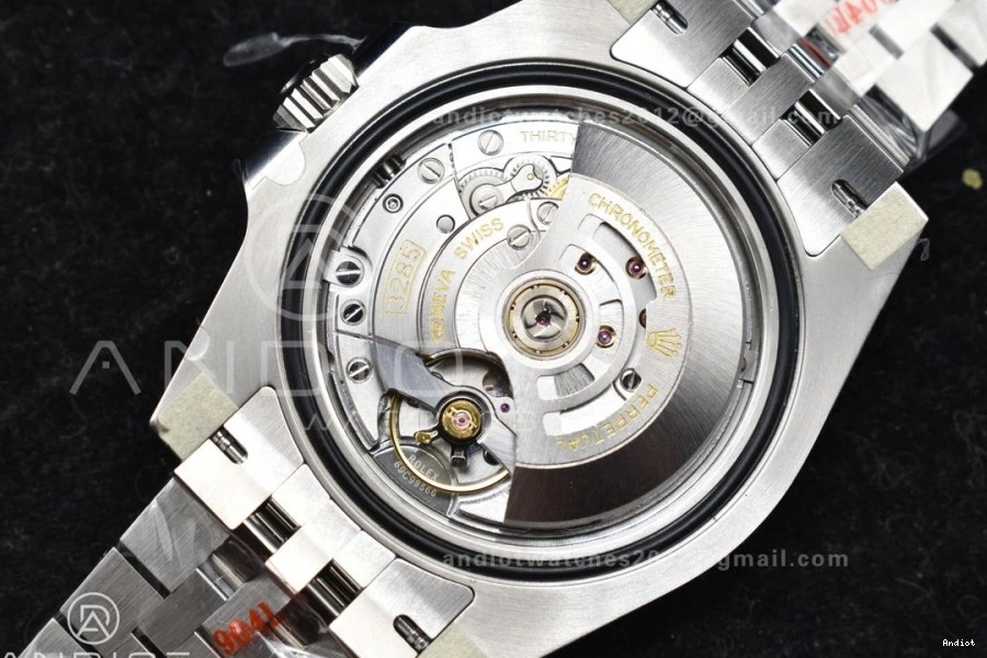 Clean 904L 1:1 126710 Strap Ceramic Black Steel Jubilee Best Gray GRNR Edition II GMT-Master DD3285 on 0411